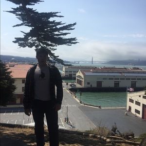 Meet your Posher, Evan